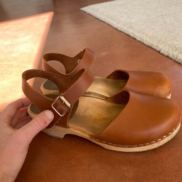 MIA Sofia Clogs - Saddle Brown - wood / leather / buckle - Swedish - Picture 6 of 12